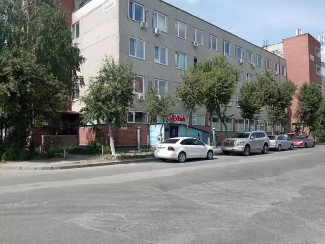 Рольставни на окна первого этажа офисного здания, фото 5