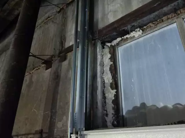Установка секционных ворот с калиткой и автоматикой, фото 5