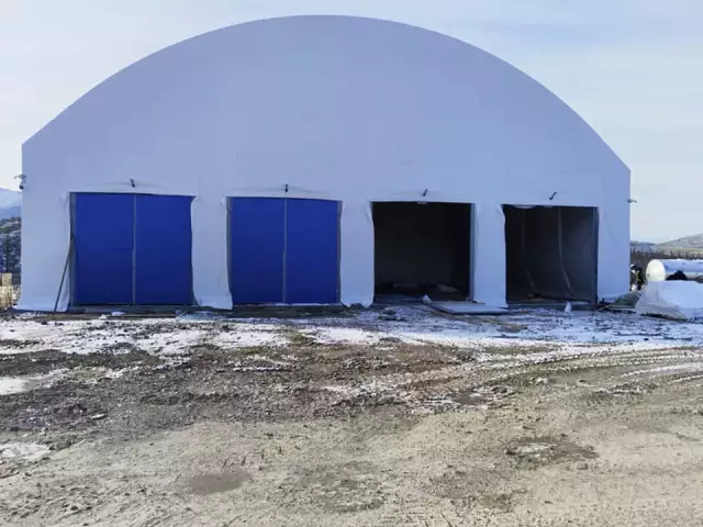 Каркасно-тентовый ангар с модульным помещением внутри, фото 1