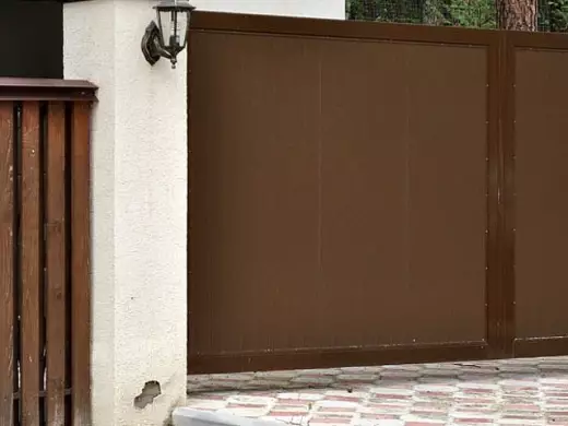 Автоматические распашные ворота DoorHan для загородного дома