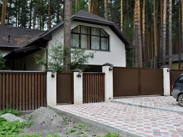 Автоматические распашные ворота DoorHan для загородного дома, фото 1