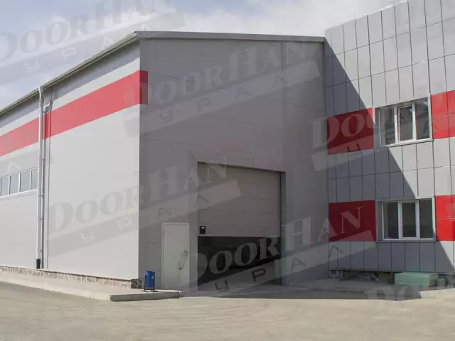 Секционные промышленные ворота для складского ангара, фото 6