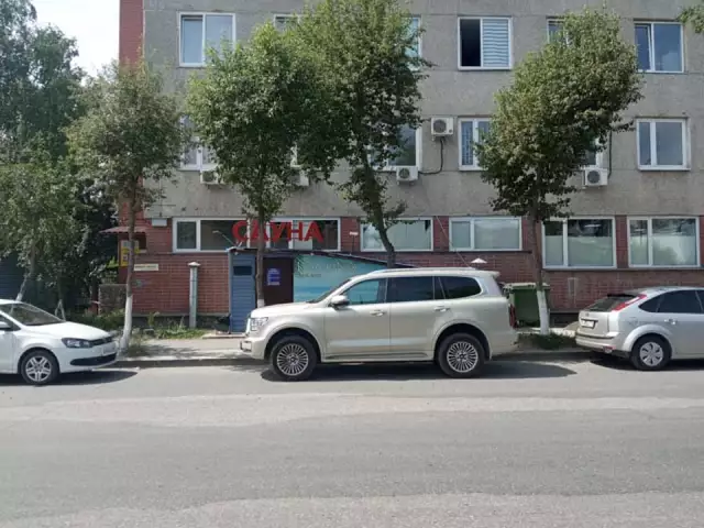 Рольставни на окна первого этажа офисного здания, фото 3