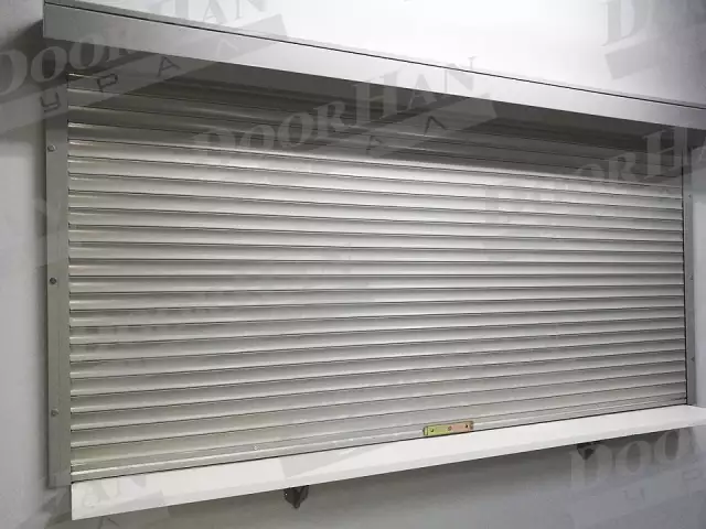 Рольставни DoorHan белого цвета с ручной механической системой открывания, фото 2