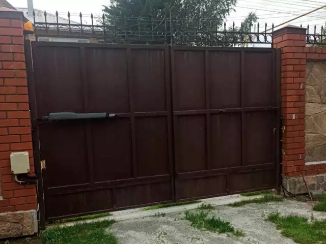 Замена привода на распашных воротах, фото 1