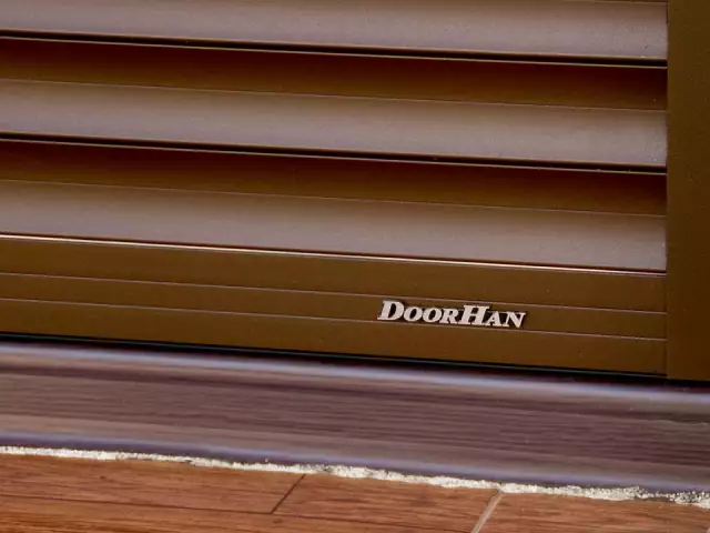 Рольставни DoorHan на окна загородного дома, фото 6