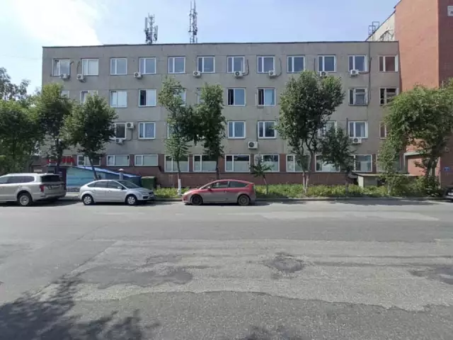 Рольставни на окна первого этажа офисного здания, фото 4